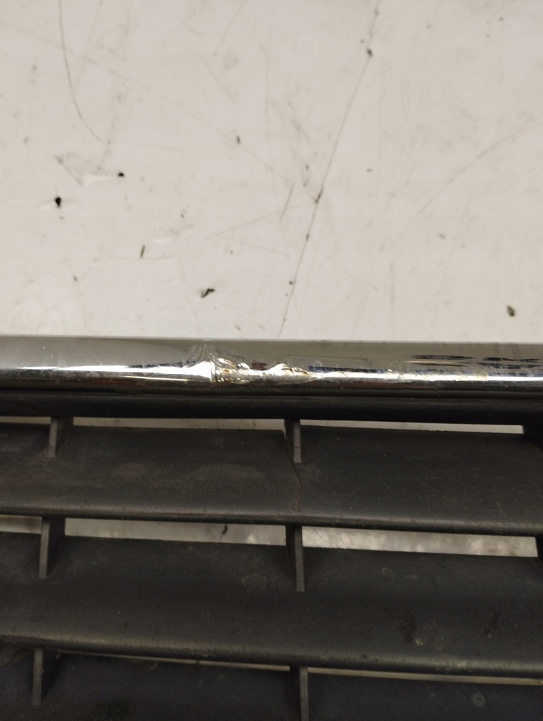 фото №11, Audi a6 c5 решітка радіатора решітка радіатора радіатора 4b0853651f