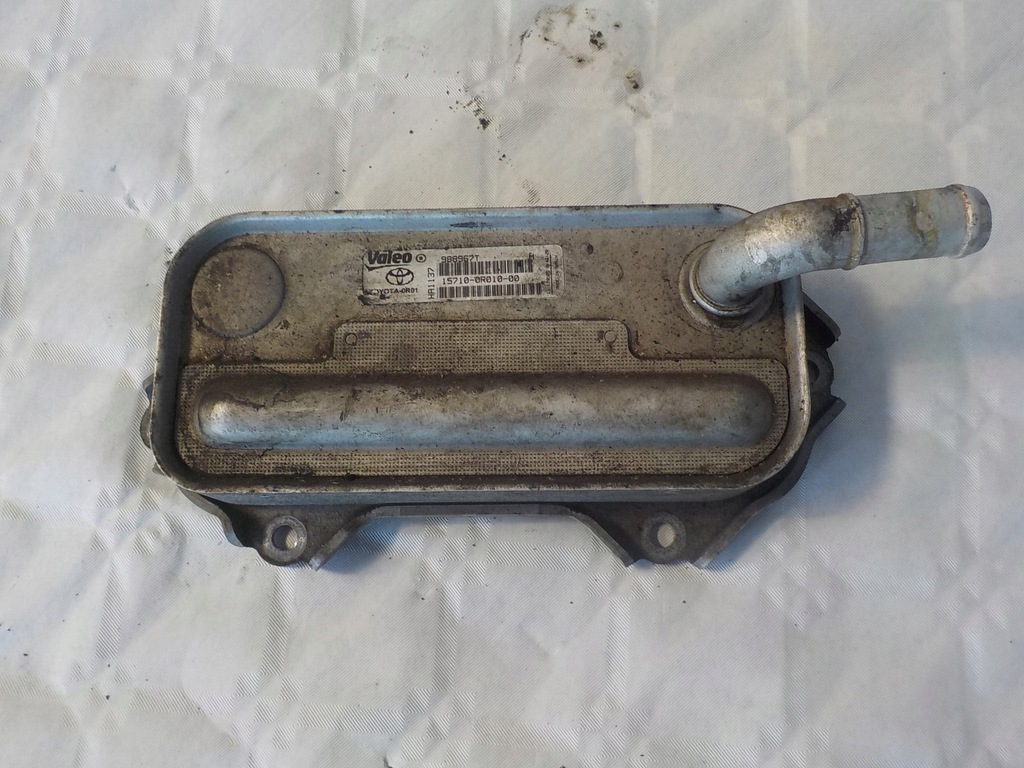 фото №1, Toyota avensis 2.2 d-cat радиатор масла