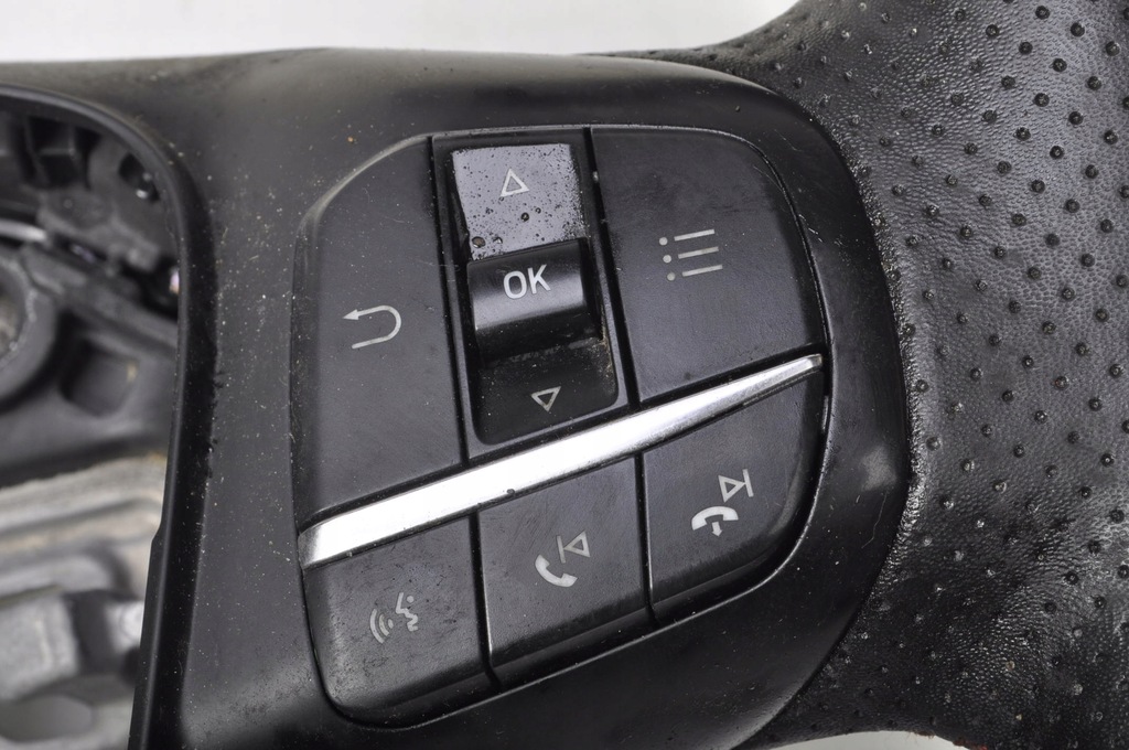 фото №10, Ford focus mk4 повітропровід шкіряний багатофункціональний