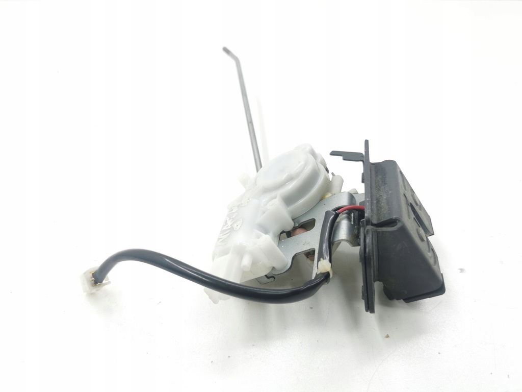 фото №5, Mazda 5 2008 замок кришки задній / багажника