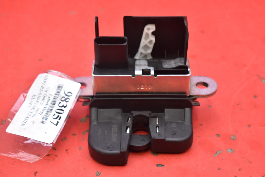 фото №5, Замок крышки задняя багажника 5m0827505h vw golf 6 vi plus 08-15