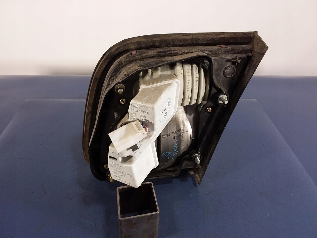 фото №2, Mazda xedos 9 lift лампа задня ліва внутрішня eu