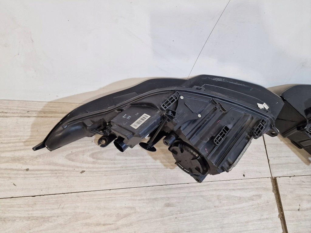 фото №10, Land rover evoque ксенон с led комплект лампа перед bj32-13w029, bj32-13w030