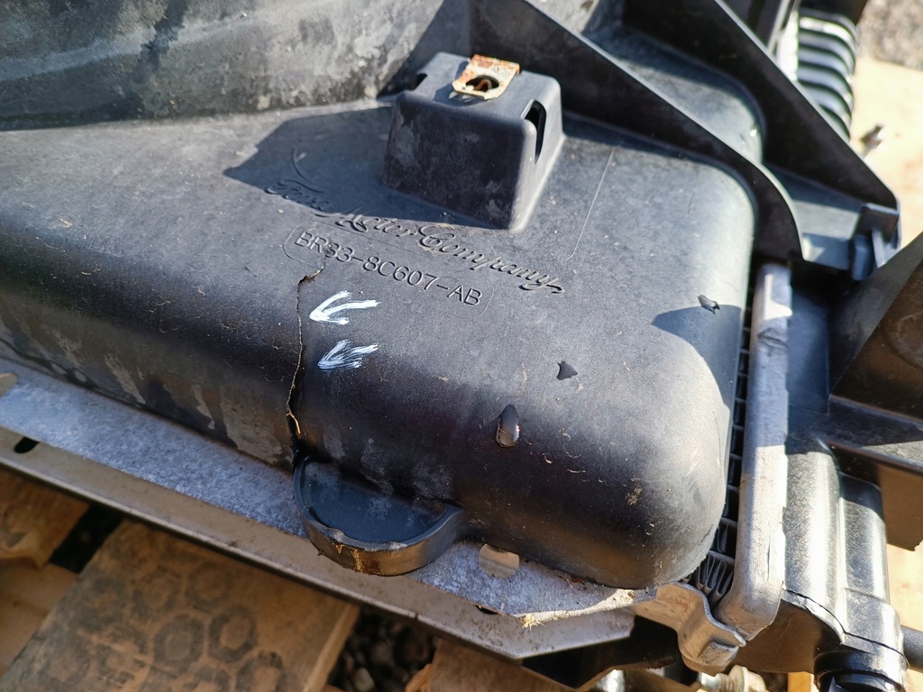 фото №9, Радиатор радиатор вентилятор комплект ford mustang 2011-2014