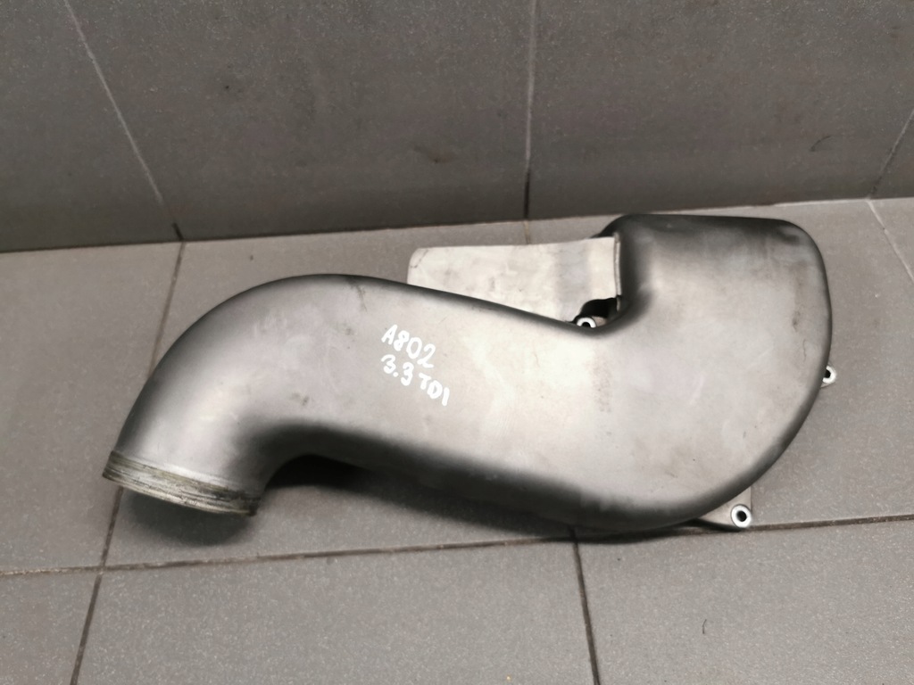 фото №1, Воздухозаборник воздуха audi a8 d2 3.3 tdi 057129726d
