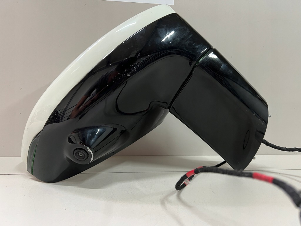 фото №5, Зеркало правое ferrari sf90 7+1 pin 8 pin