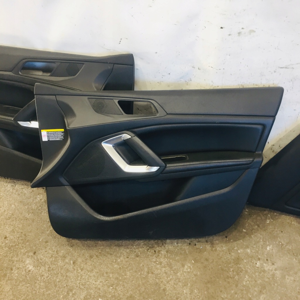 фото №16, Заднее сиденье ремни сиденья обшивки peugeot 308 ii t9 sw kombi полукожа zamszyk #139