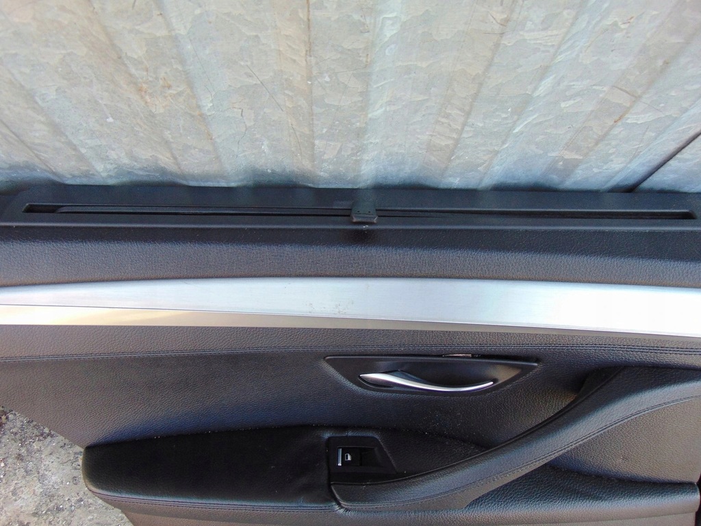 фото №10, Оббивка обшивки шторка bmw f11 kombi комплект