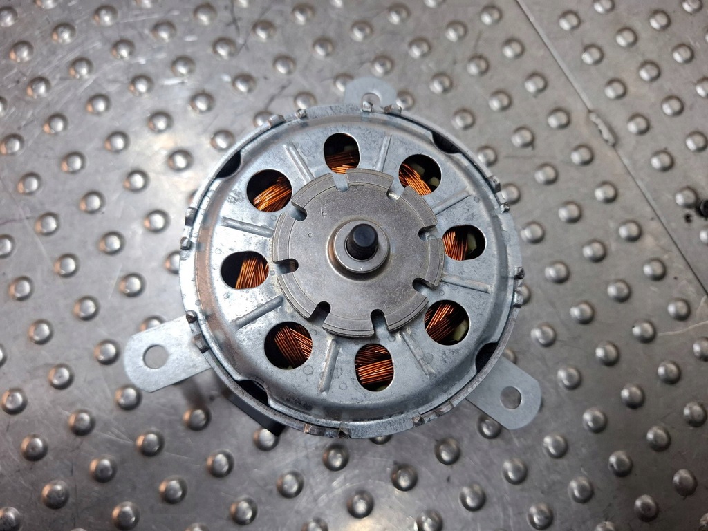 фото №5, Двигатель вентилятора радиатора 05170746aa chrysler 300 dodge viper 05-17