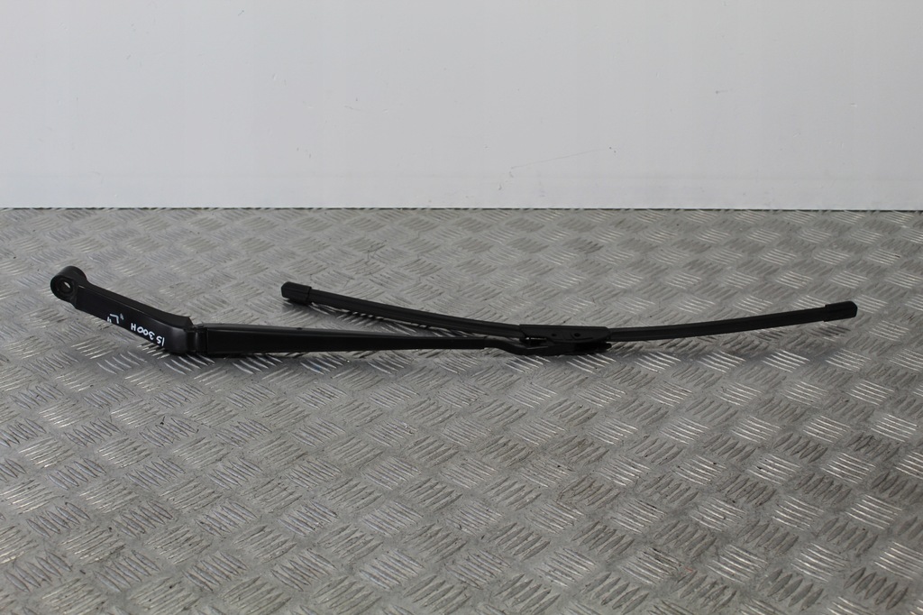 фото №1, Важіль двірники ліва lexus is 300h