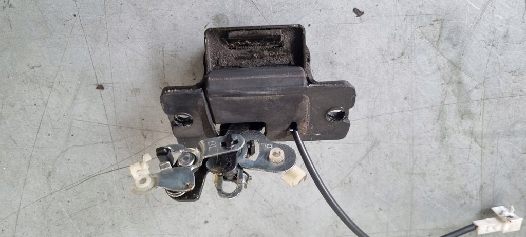 фото №6, Замок задній кришки kia sorento