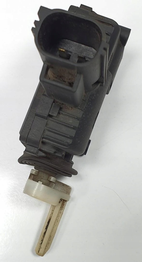 фото №2, Привод крышка заливной топлива land rover freelander ii l359