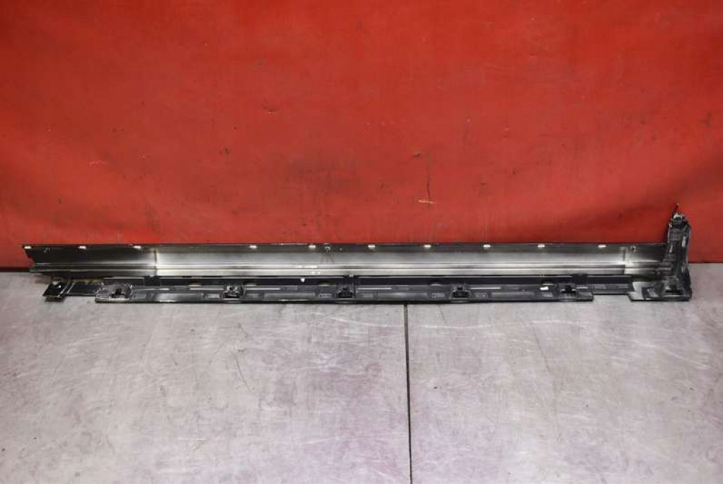 фото №7, Накладка порог правая czarna lv4b-s10154-b ford kuga 3 iii mk3 st-line