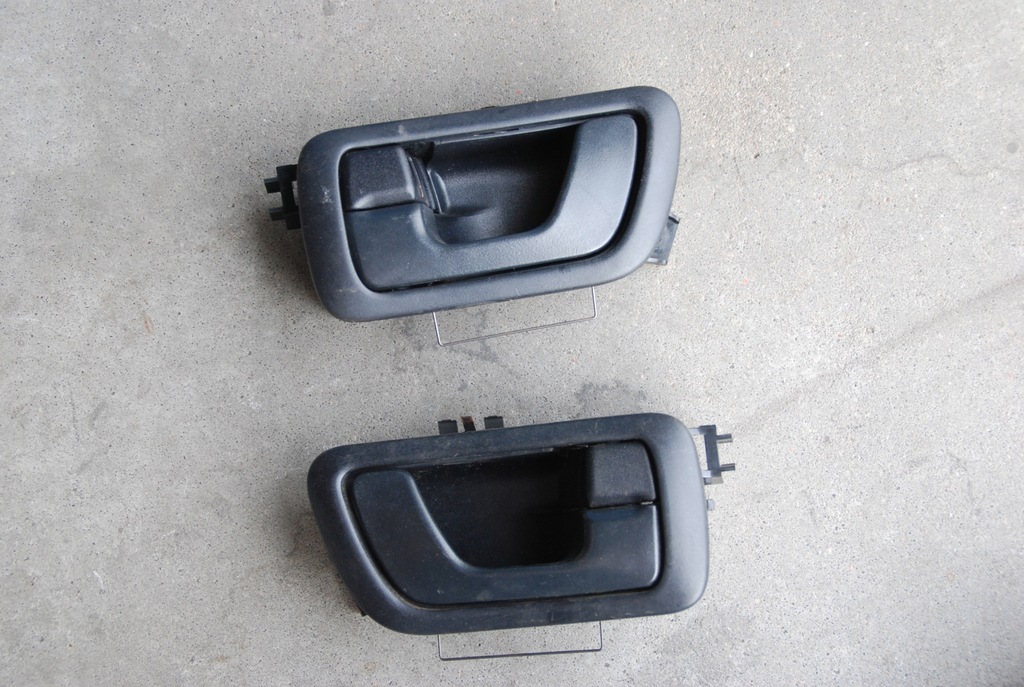 фото №1, Pajero iv ручка внутренняя l / p перед