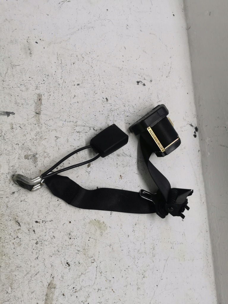 фото №1, Pas безпеки задній mercedes s-klasa w220 eu