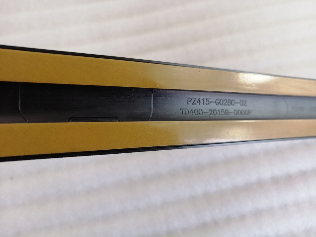 фото №6, Toyota prius молдинг двері права перед