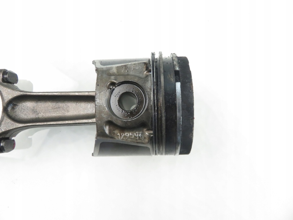 Поршень шатун 2.0 hdi rhr dw10bted4 hs2ri 085190 в Україні