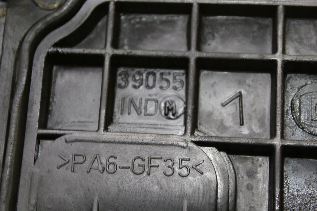 фото №14, Крышка клапанов 8hz peugeot 207 1.4 hdi