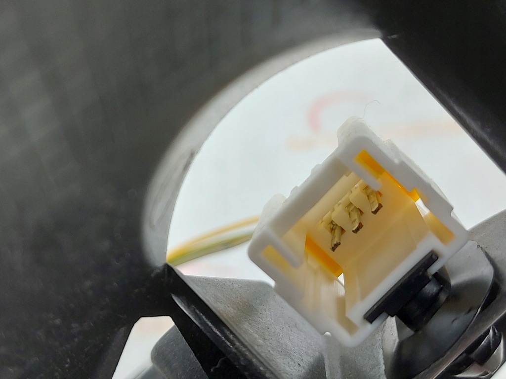 Citroen ds4 13r направляющая защита солнцезащитных 96784296zd Киев