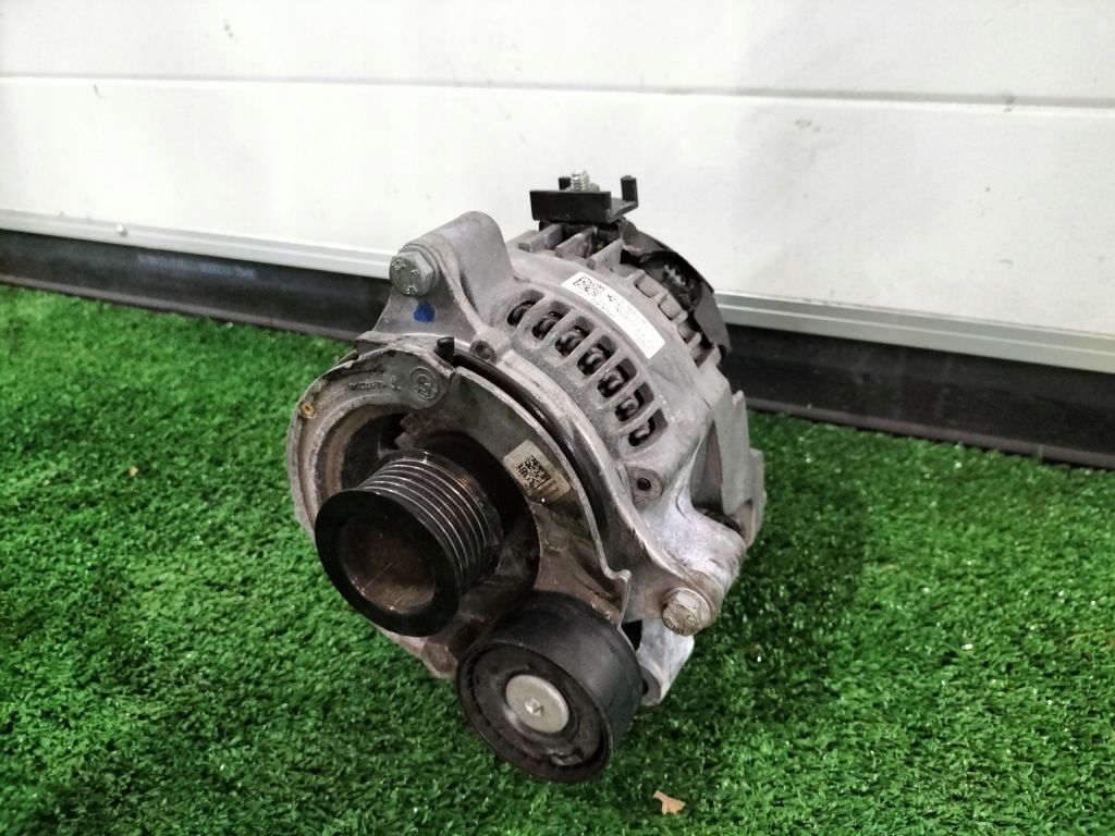 Генератор bmw f40 f45 f46 f39 1 3 x1 x2 8680374 Киев