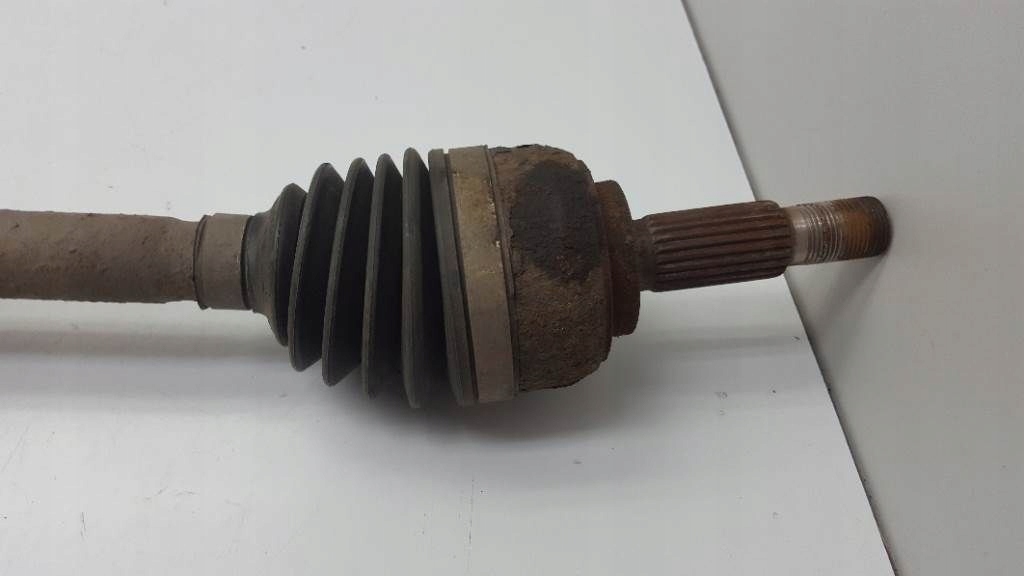 фото №4, Приводной вал правая renault twingo ii 8200684084