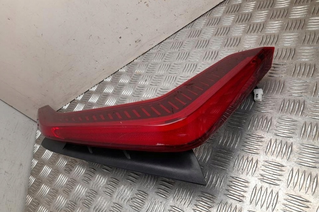 фото №8, Лампа левая задняя kia niro 92402at000 hybrid 104kw 2023