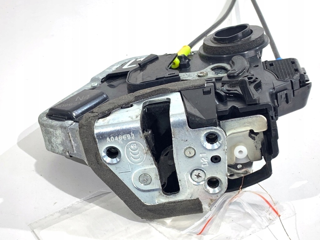 Купити Замок двері лівий задній lexus nx suv