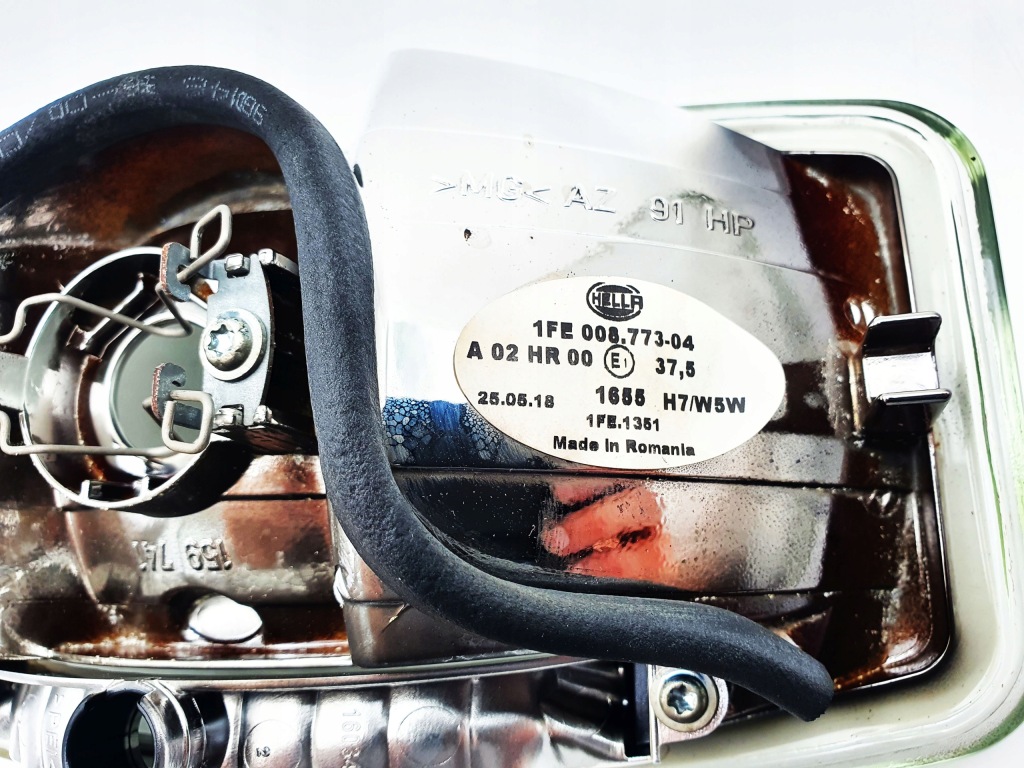 Фара дальнє світло протитуманна фара hella 1fe 008.773-04 a02hr00 jumbo 320 ff в Україні