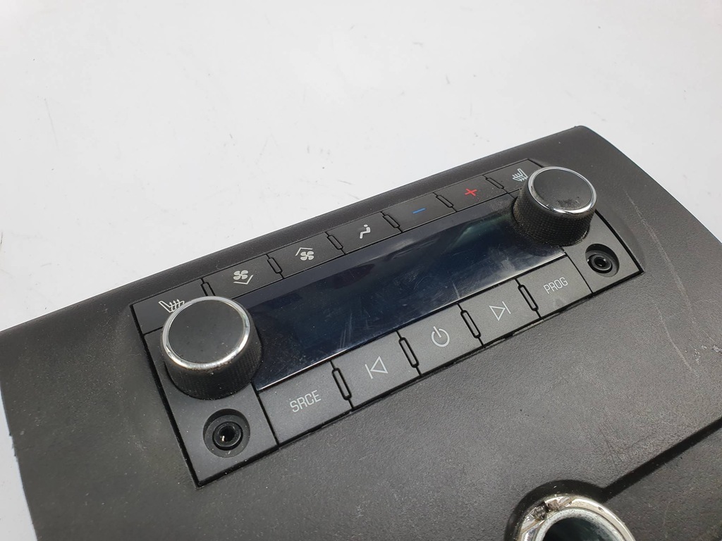 фото №7, Панель кондиционера 15886277 gmc yukon xl