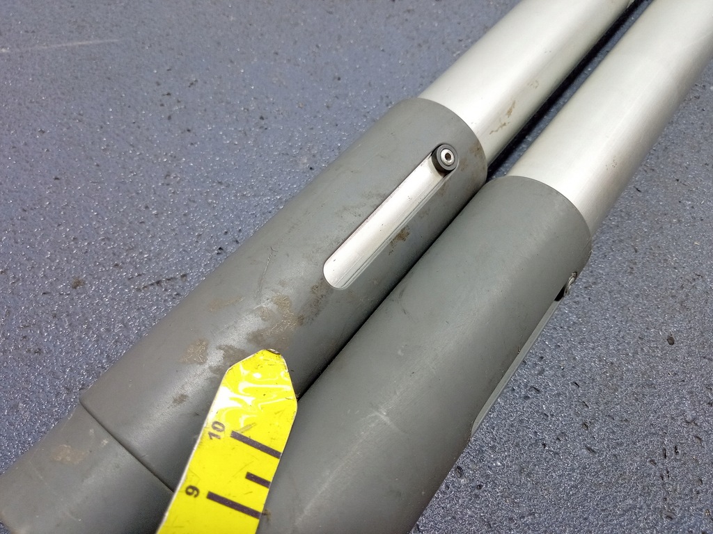 фото №4, Toyota yaris verso балка поперечини багажника