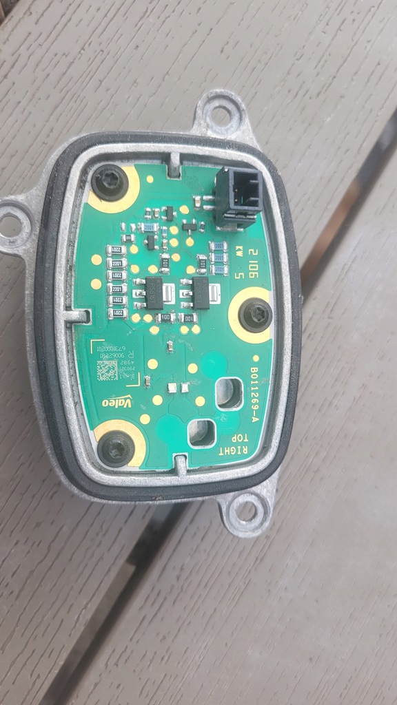 фото №1, Renault модуль преобразователь led b011269-a