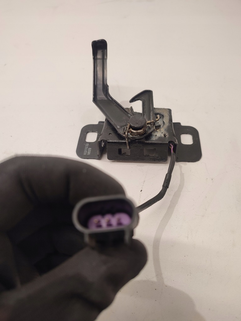 фото №4, Opel insignia замок капот 13313239