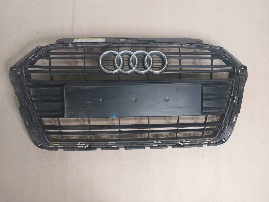 фото №1, Решётка радиатора решётка радиатора audi a3 8v 8v3853651