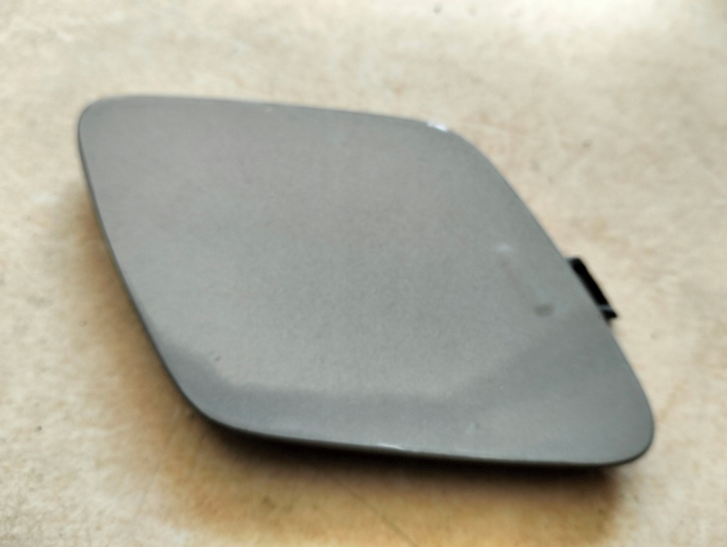 фото №1, Volvo xc60 ii 22- r-design заглушка wkrętki фаркоп бампера