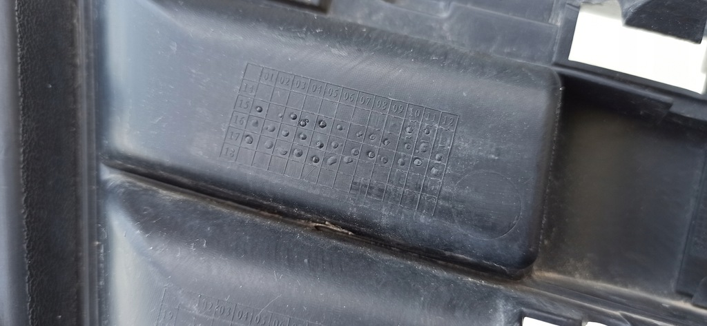 фото №8, Peugeot partner iii lift 15- решітка бампера перед