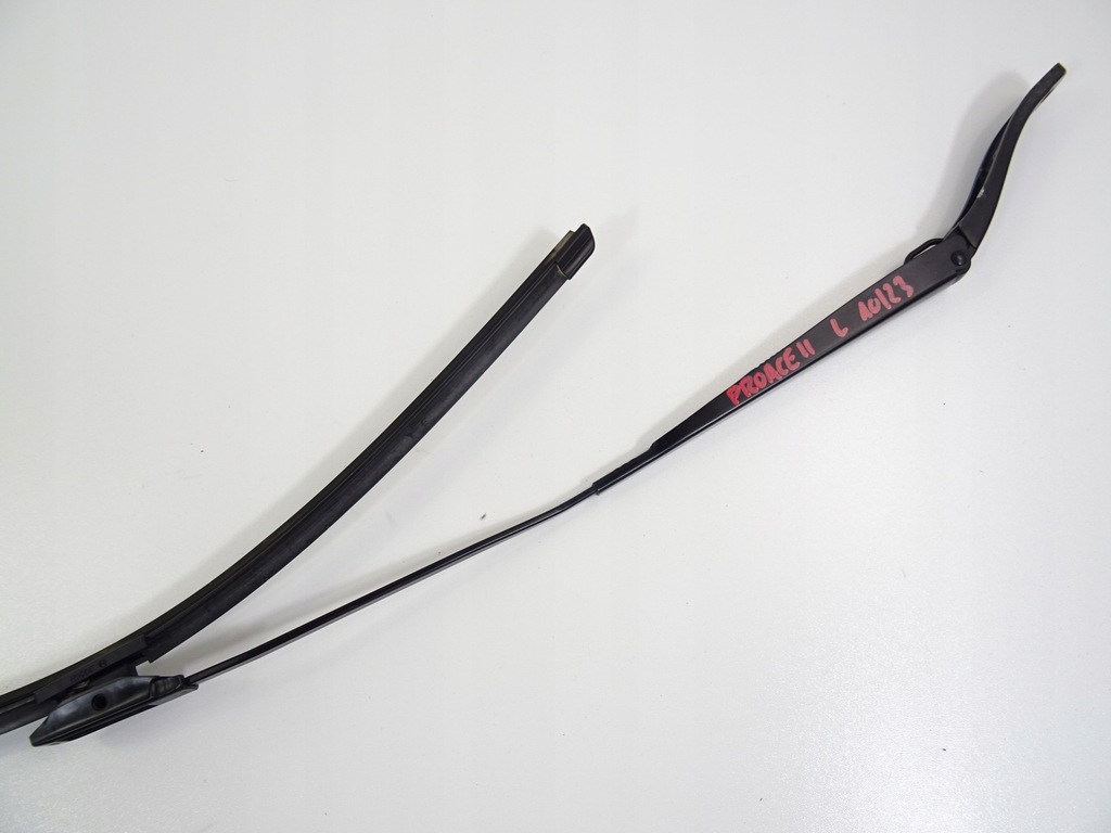 фото №4, Toyota proace ii рычаг дворники левая 9808465480