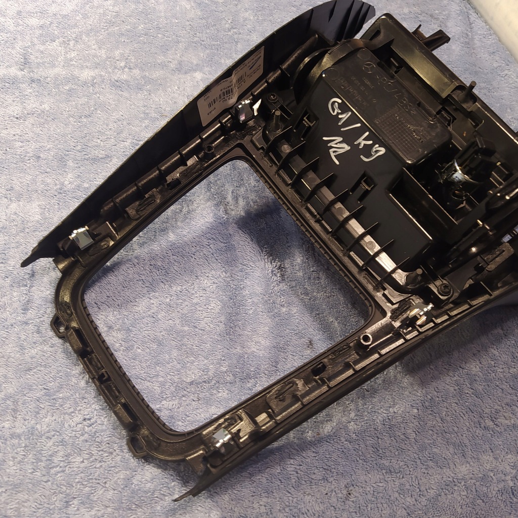 фото №4, Рамка тунель попільничка захист mercedes w176