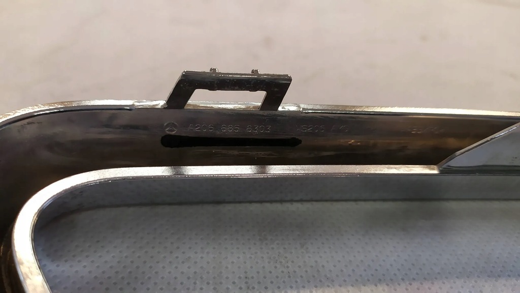 фото №12, Рамка левый хром выхлоп mercedes w206