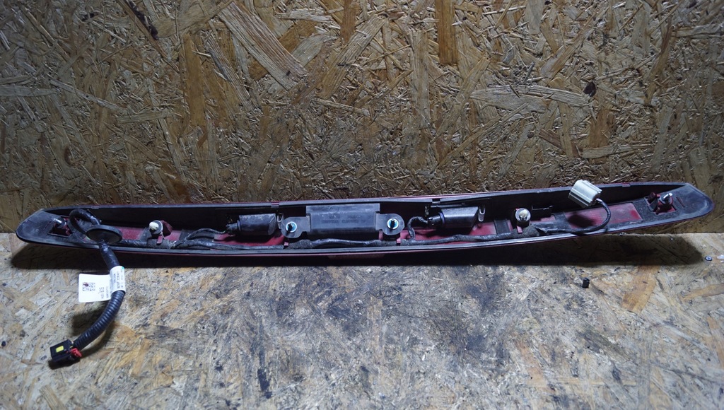 фото №7, Chevrolet trax накладка крышки задняя