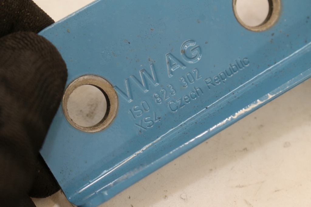 фото №6, Петля капот лівий правий комплект vw up lift e-up 23r.