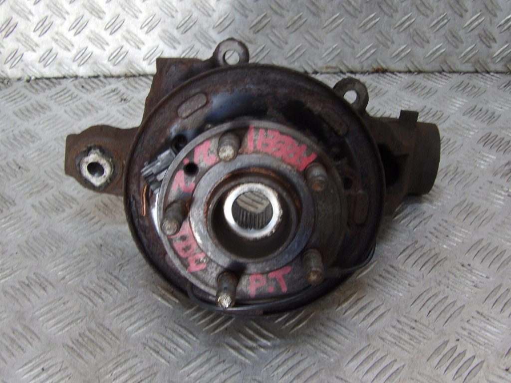 Land rover freelander 2 поворотний кулак ступиця ліва правий задній Недорого