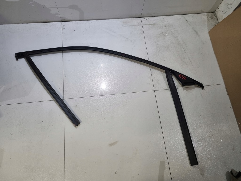 фото №8, Volvo xc90 прокладка дверь передняя левый перед