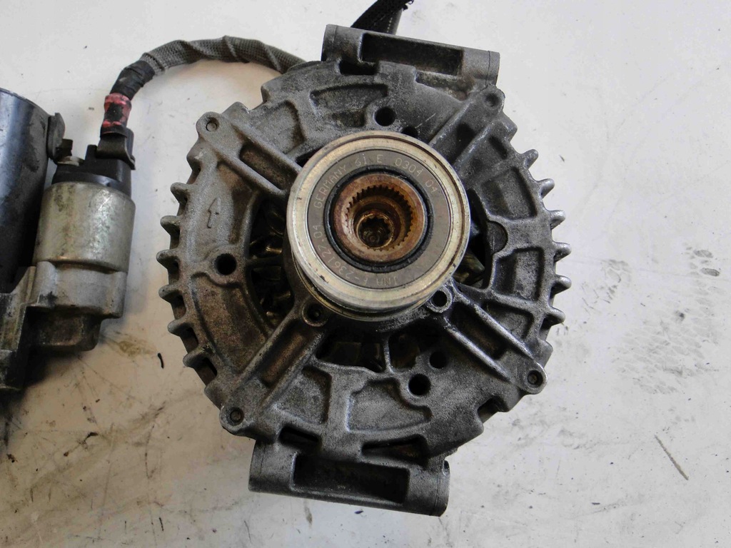 фото №3, Mercedes r klasa w251 генератор 14v/220a bosch