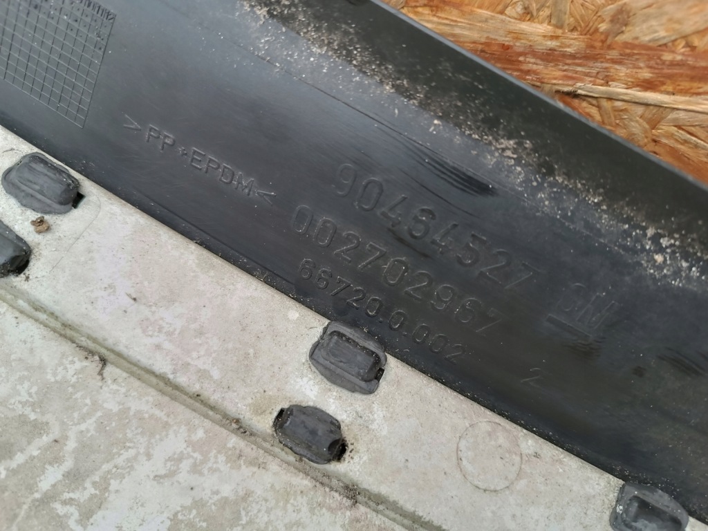 Бампер перед передний оригинал 90464527 opel vectra b с Разборки