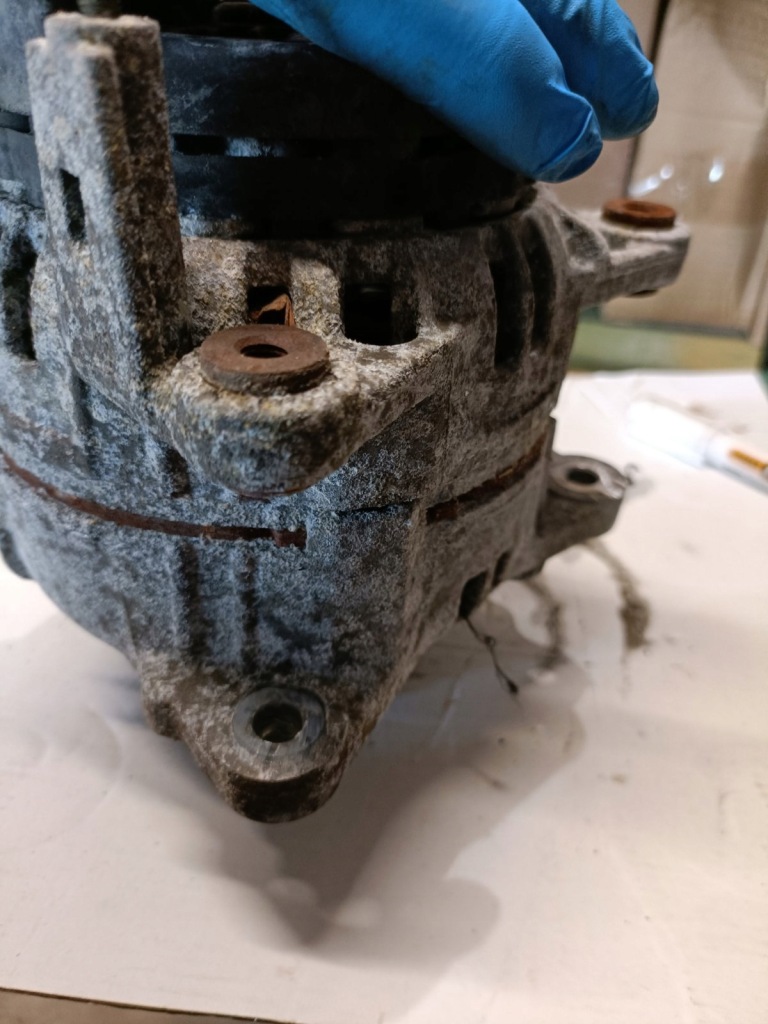 Генератор vw audi 1.4tdi 045903023a bosh 120a Оригінал