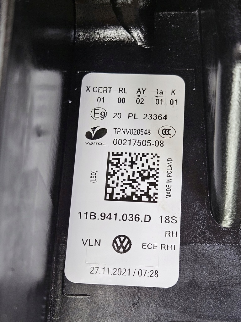 фото №16, Права лампа перед vw id4 id.4 2020- 11b941036d full led