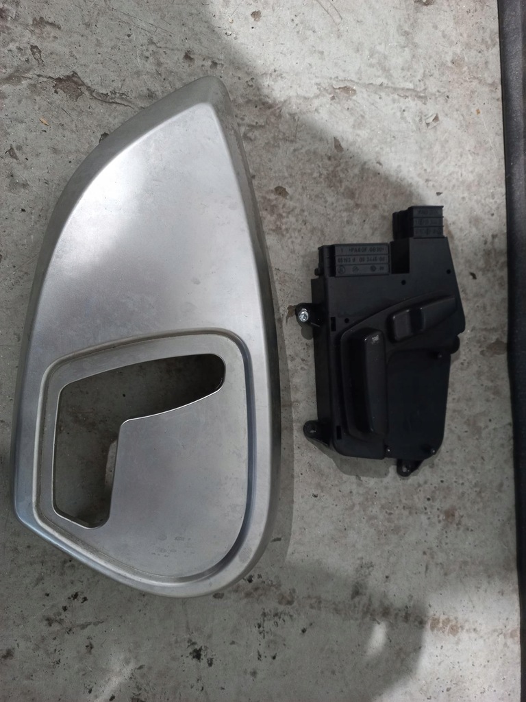 фото №1, Переключатель сиденье правый mercedes w251 r-klasa w164