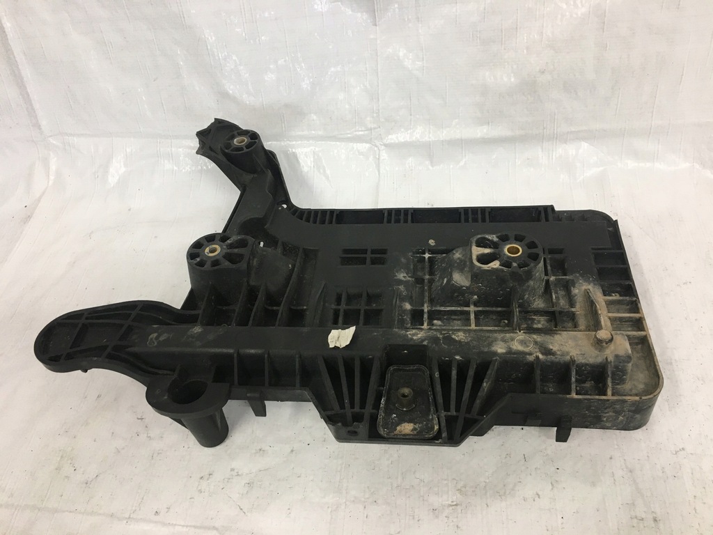 фото №13, Основание аккумулятор 1k0915333c, volkswagen оригинальный номер