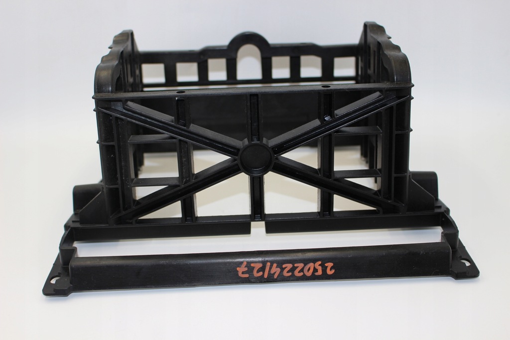 фото №3, Рамка консоли радио bmw e60 e61 7034118