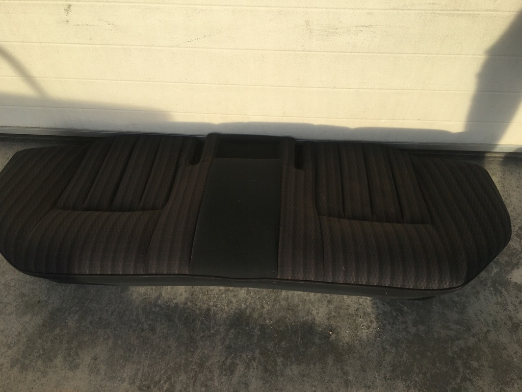 фото №6, Задняя заднее сиденье сиденье чёрные mercedes w124 sedan